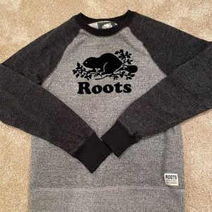 Roots sweatshirt XS black gray